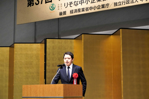 アナウトの小林代表取締役が抱負を語る画像
