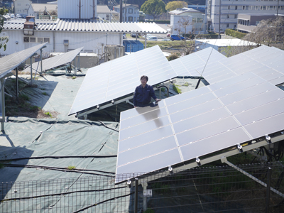 太陽光発電装置と武井社長
