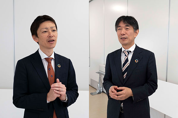 愛工舎の脱炭素経営を支援する徳田氏(写真左)と飯田氏（写真右）