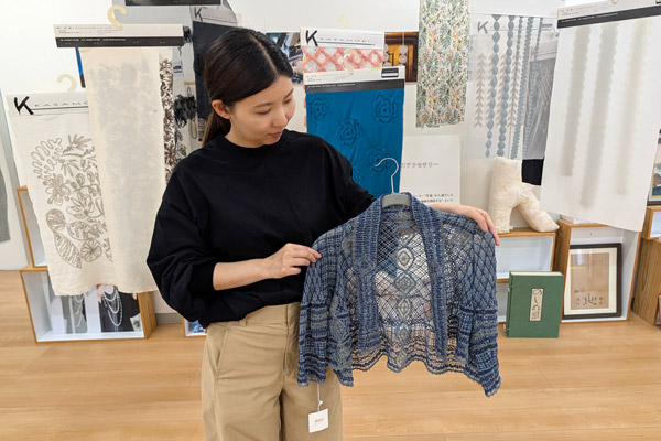 パリの展示会に出品した笠盛レースで作ったボレロ