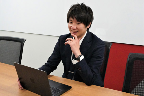 「データとAIをつなぎ、誰もがデータの恩恵を受けられる社会を実現させたい」と語る高橋社長