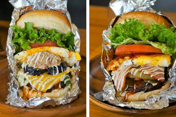 龍馬バーガー（左）と強引具バーガー